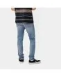 Hombre con pantalones vaqueros Carhartt WIP Rebel Azules posterior