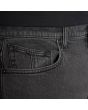 Hombre con Pantalón Vaquero Volcom Solver Denim Stoney negro bolsillos