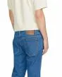 Hombre con Pantalón Vaquero ajustado Volcom Vorta Denim Bold Blue etiqueta