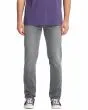 Hombre con pantalones vaqueros Volcom Vorta Denim Slim Concrete