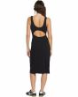 Mujer con Vestido midi Volcom Rizzled negro sin mangas posterior