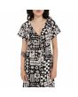 Mujer con Vestido Largo de manga corta Volcom Sunny Wild Long Negro botones