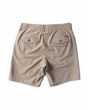 Pantalón corto híbrido Vissla Canyons 25 Walkshort 18.5in en color caqui para hombre posterior