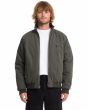 Hombre con Cazadora Volcom Damerman Bomber color negro Rinsed Black 