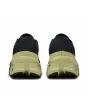 Zapatillas de running On Cloudmonster color negro y verde acacia para hombre talón