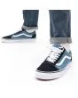 Zapatillas de Skate Vans Old Skool en color azul marino con suela de goma blanca modelo