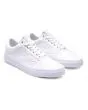 Zapatillas de skateboard Vans Old Skool blancas con suela y banda lateral blanca frontal 
