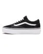 Zapatillas con plataforma Vans Old Skool en color negro y banda lateral sidestripe blanca izquierda