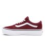 Zapatillas Vans Old Skool con plataforma granates con suela y banda lateral blancas izquierda
