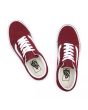 Zapatillas Vans Old Skool con plataforma granates con suela y banda lateral blancas superior