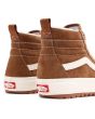 Zapatillas de caña alta Vans SK8-Hi MTE-1 en color marrón con banda lateral y suela blanca Unisex posterior