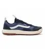 Zapatillas Vans UltraRange EXO MTE-1 en color azul marino con banda lateral blanca derecha