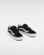 Zapatillas Vans Uy Old Skool negras con banda sidestripe blanca y cierre de velcro para niños 4 a 8 años frontal