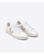 Zapatillas sostenibles Veja V-12 Leather White Babe blancas con logo rosa frontal 