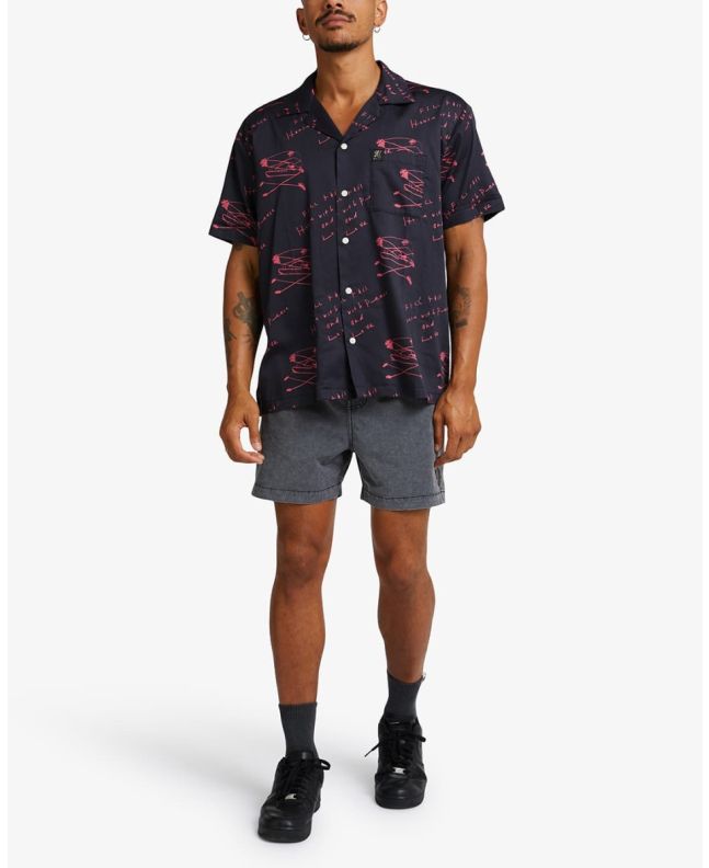 Hombre con Camisa de manga corta Deus Ex Machina Old House Negra y Roja