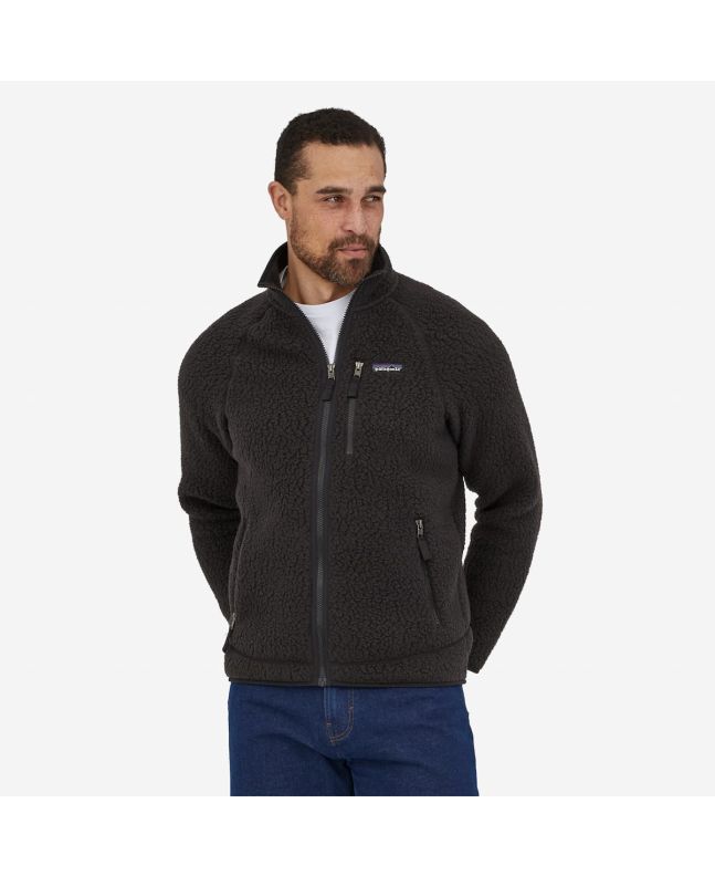 Hombre con Chaqueta de forro polar Patagonia M's Retro Pile negra