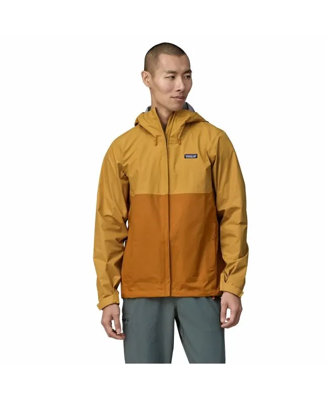 Hombre con Chubasquero plegable Patagonia M's Torrentshell 3L Rain Jacket Golden Caramel
