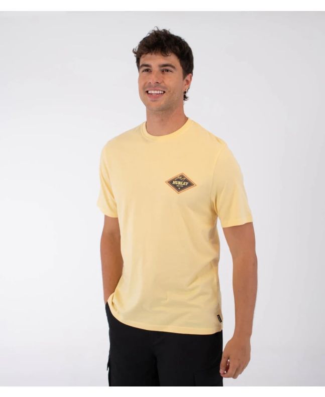 Hombre con Camiseta Hurley Printing Press Samp amarilla