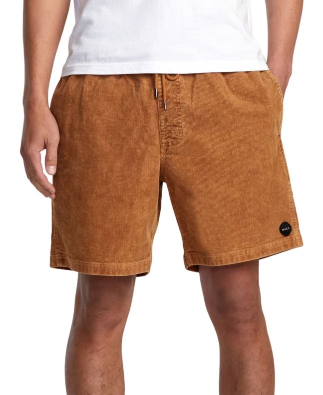 Hombre con Short de Pana RVCA Escape Elastic 17' Marrón