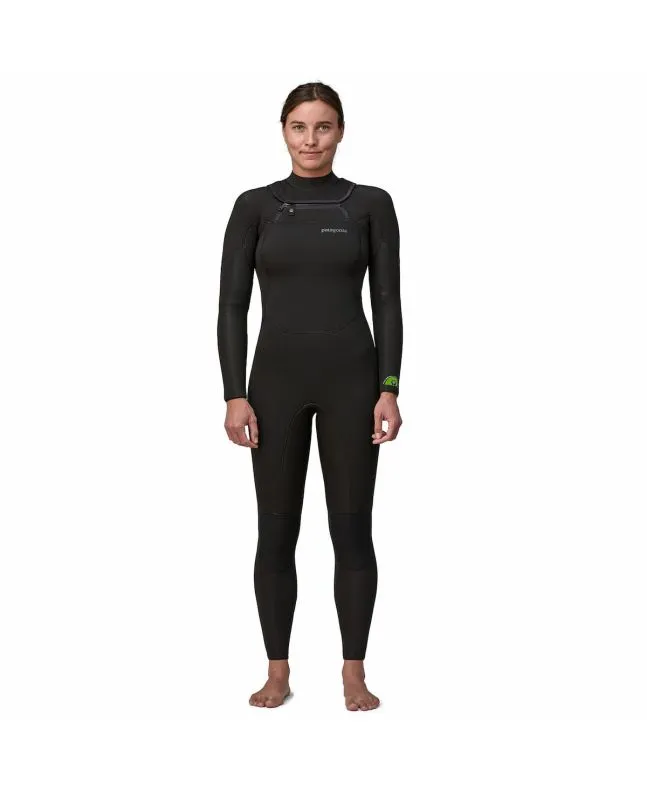 Mujer con Traje de Surf con cremallera en el pecho Patagonia W's R2 Yulex Regulator Front Zip Full Suit Negro