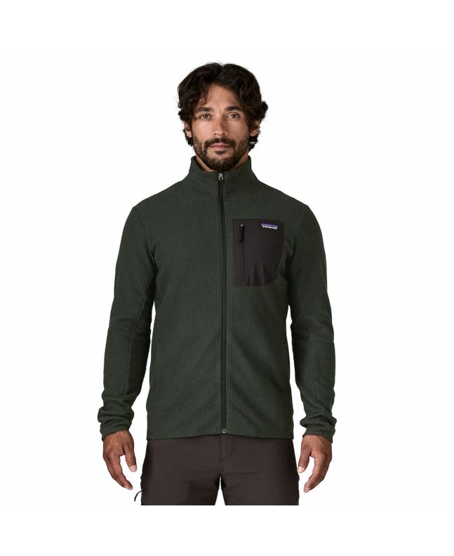 Hombre con chaqueta técnica de forro polar Patagonia Air Fleece Jacket Verde