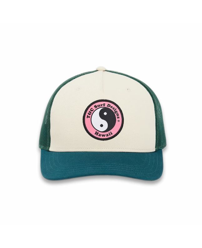 Gorra Trucker Town and Country Surf Designs YY Verde y Blanca con logo Rosa Unisex