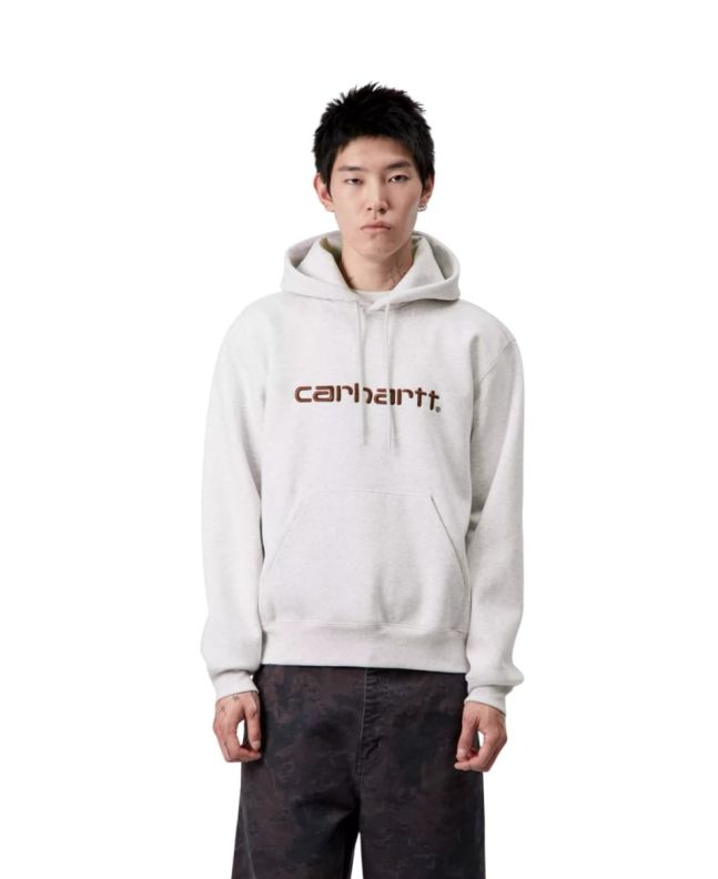 Hombre con sudadera de capucha Carhartt WIP Hooded Carhartt Sweatshirt Gris Ceniza Jaspeado con logo granate