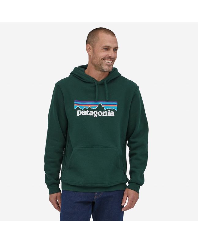 Hombre con Sudadera de capucha Patagonia P-6 Logo Uprisal Verde Pinyon Green