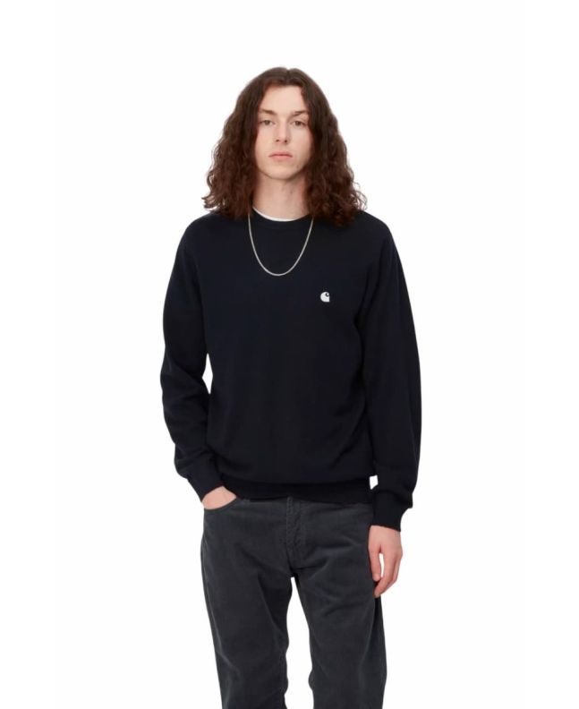 Hombre con con jersey de lana Carhartt WIP Madison Sweater Dark Navy/Wax
