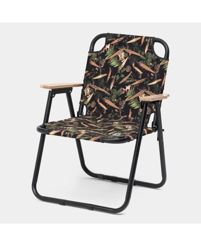 Silla de playa plegable Carhartt WIP Lumen Folding Chair negra con estampado lumínico