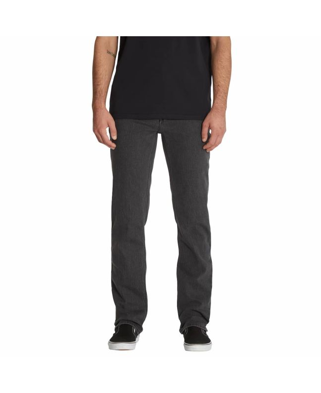 Hombre con Pantalón Vaquero Volcom Solver Denim Stoney negro