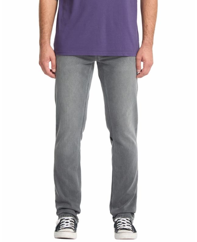 Hombre con pantalones vaqueros Volcom Vorta Denim Slim Concrete