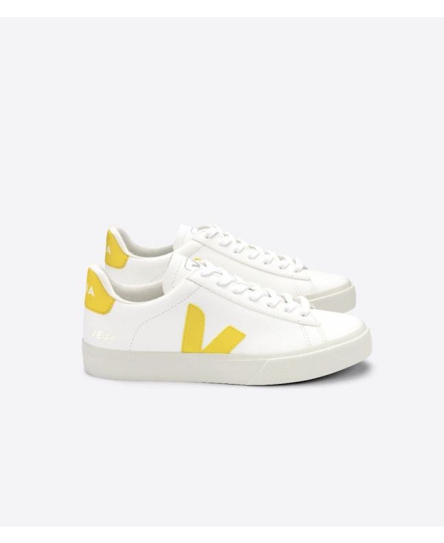 Zapatillas ecológicas Veja Campo Chromefree blancas con logo amarillo White Tonic Unisex