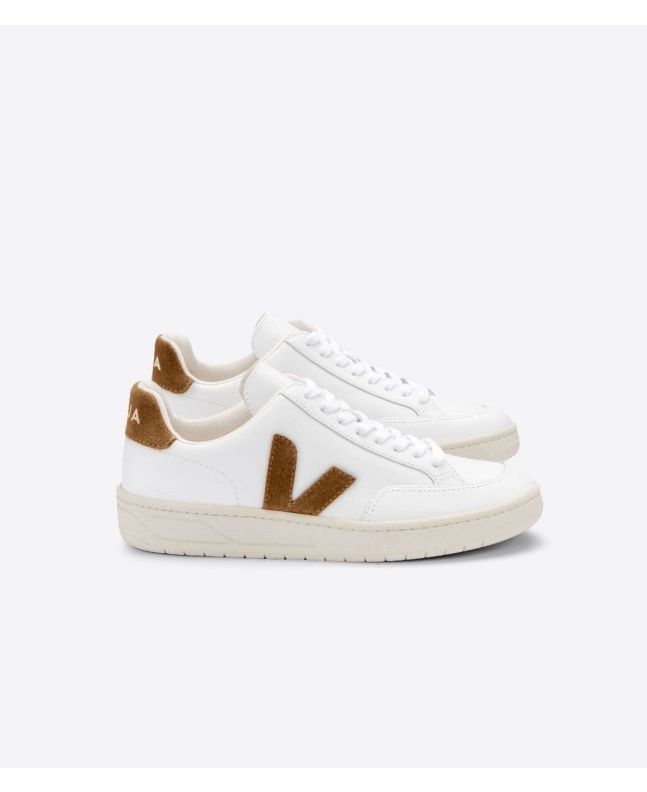 Zapatillas de cuero Veja V-12 Leather blanco camel Unisex 
