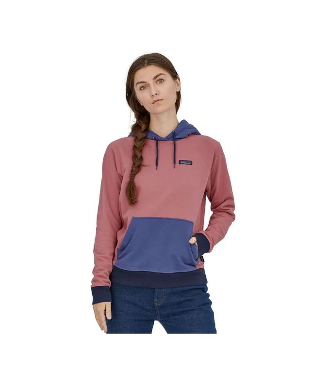 Mujer con Sudadera de capucha Patagonia W's P-6 Label Organic Rosa