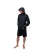 Hombre con cazadora impermeable Florence Marine X 2.5 Layer Waterproof Shell negra capucha y bolsillos
