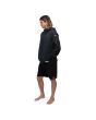 Hombre con cazadora impermeable Florence Marine X 2.5 Layer Waterproof Shell negra 