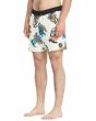 Hombre con Bañador Volcom FA Bob Mollema Trunk 16'' Beige Claro lateral