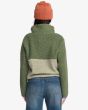 Mujer con Sudadera sherpa de media cremallera Billabong Horizon Verde posterior
