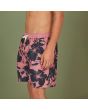 Hombre con Bañador Boardshort Lightning Bolt Continual Flower 16" rosa floral lateral