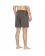 Hombre con Boardshort Volcom Center Trunk 17" Wren bolsillo