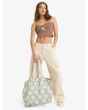 Mujer con bolsa de playa Roxy Anti Bad Vibes Basil Party Waves Asas Fijas