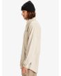 Hombre con camisa de pana Quiksilver Smoke Trail Cord Beige lateral