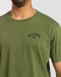 Hombre con camiseta de manga corta Billabong Arch Wave Alpine pecho