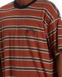 Hombre con camiseta de manga corta Billabong Baxter Rust bordado