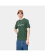Hombre con camiseta de manga corta Carhartt WIP Script verde y blanca