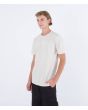 Hombre con camiseta de manga corta Hurley Everyday Death in Paradise blanca lateral