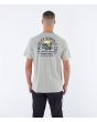 Hombre con camiseta de manga corta Hurley Everyday Explore Deserted Sandstorm posterior