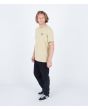 Hombre con camiseta de manga corta Hurley Everyday Explore Campin beige ajuste