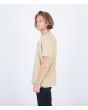 Hombre con camiseta de manga corta Hurley Everyday Explore Campin beige lateral